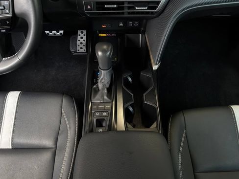 Used 2026 Toyota Camry SE FWD image 15