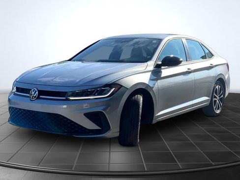 Used 2025 Volkswagen Jetta Sport FWD image 4
