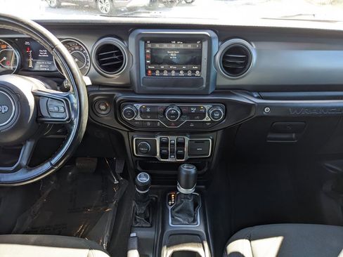 Used 2021 Jeep Wrangler Unlimited Sport image 16