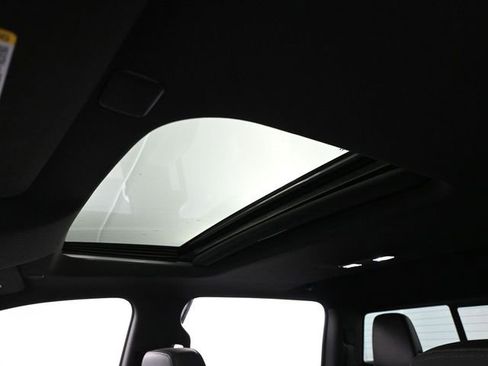 Used 2022 Chevrolet Silverado 2500 High Country w/ Z71 Off-Road Package image 28