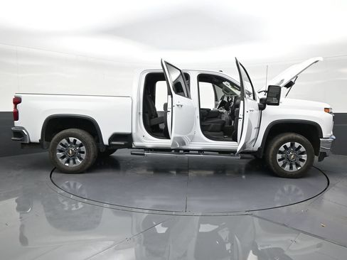 Used 2023 Chevrolet Silverado 2500 LT w/ All Star Edition AWD/4WD image 26