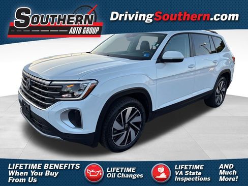 Used 2024 Volkswagen Atlas SE AWD/4WD image 1