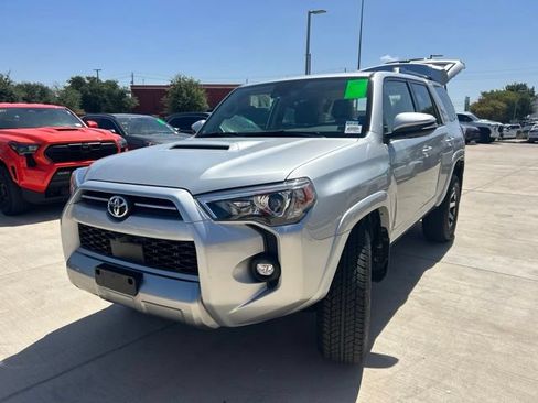 Used 2024 Toyota 4Runner TRD Off-Road Premium w/ Off Road Premium Plus Package AWD/4WD image 7