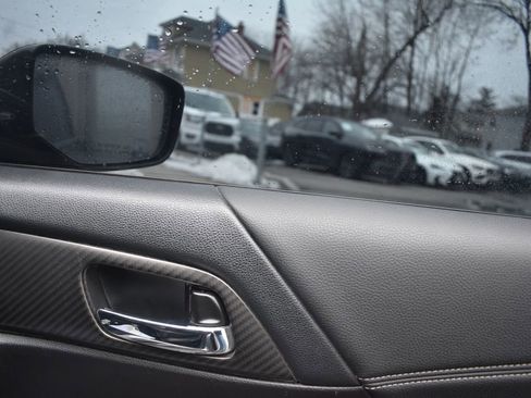 Used 2017 Honda Accord Sport image 19