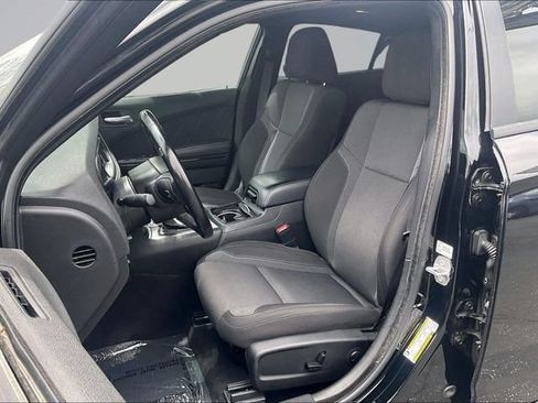 Used 2022 Dodge Charger SXT w/ Blacktop Package RWD image 25