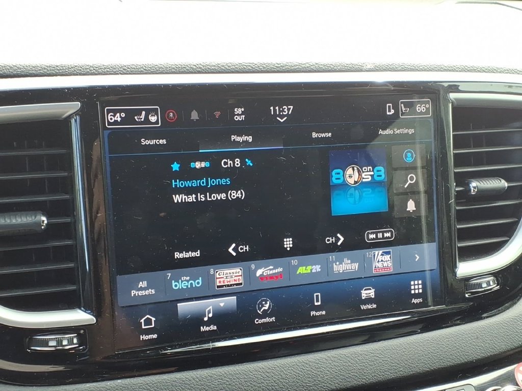 Used 2025 Chrysler Pacifica Select FWD image 17