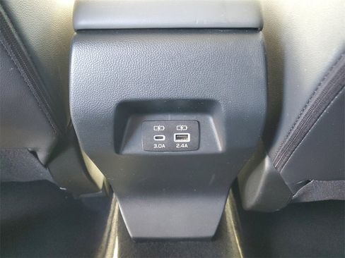 Certified 2024 Subaru Crosstrek 2.0i Premium image 12