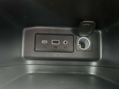 Used 2024 Chevrolet Equinox LS w/ LS Convenience Package FWD image 28