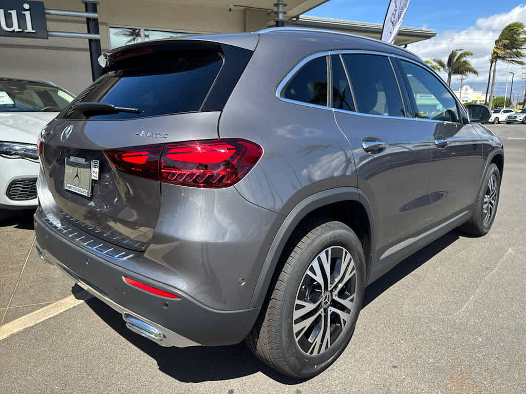 Used 2025 Mercedes-Benz GLA 250 4MATIC image 4