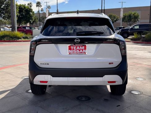 New 2026 Nissan Kicks SR image 6