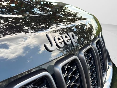 Used 2019 Jeep Grand Cherokee High Altitude RWD image 27