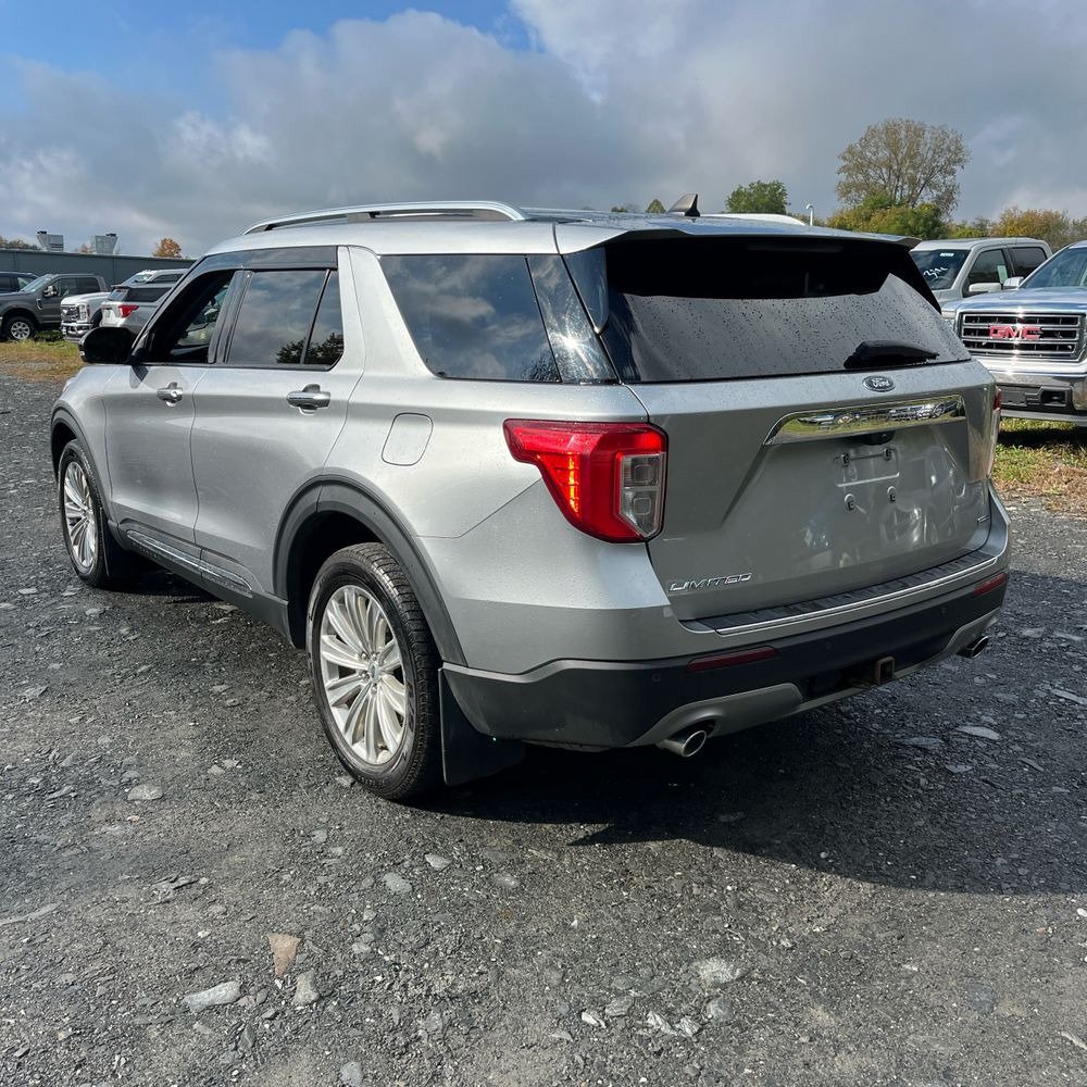 Used 2021 Ford Explorer Limited w/ Hybrid Equipment Group 310A AWD/4WD image 4