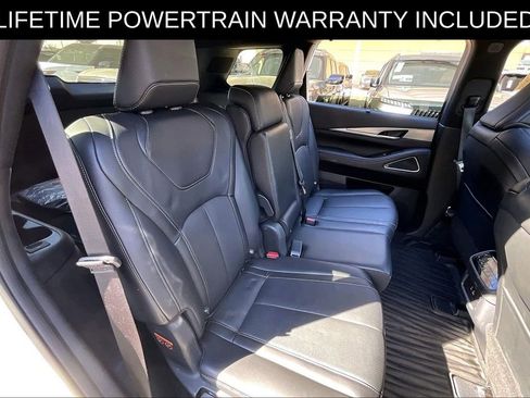 Certified 2025 INFINITI QX60 Luxe w/ Black Edition image 35