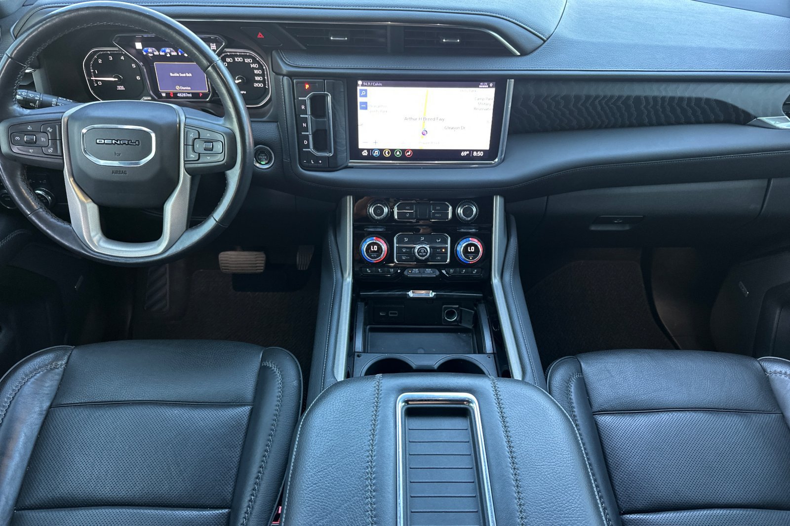 Used 2021 GMC Yukon Denali AWD/4WD image 15