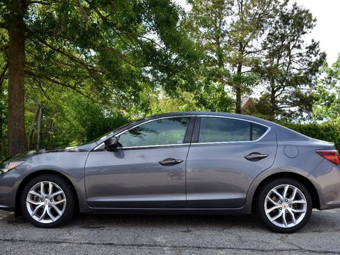 Used 2019 Acura ILX FWD image 7