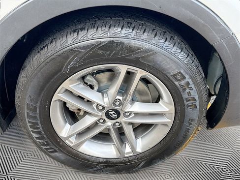 Used 2018 Hyundai Santa Fe Sport image 30