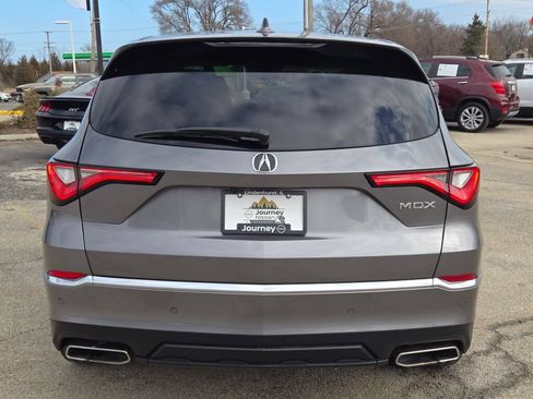 Used 2023 Acura MDX FWD w/ Technology Package image 13