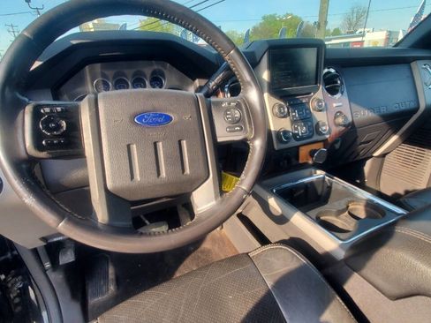 Used 2014 Ford F250 Lariat w/ Chrome Package AWD/4WD image 10