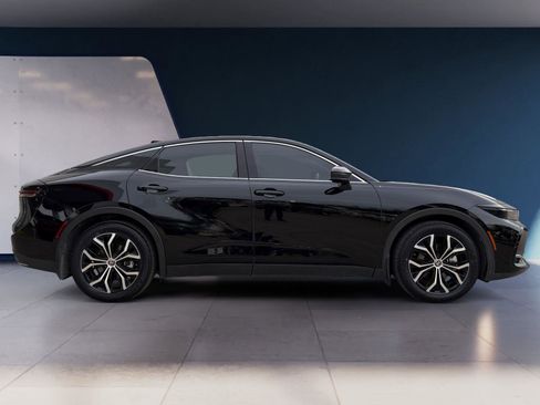 Used 2024 Toyota Crown XLE image 6