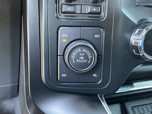 Used 2025 Ford F150 Raptor image 25