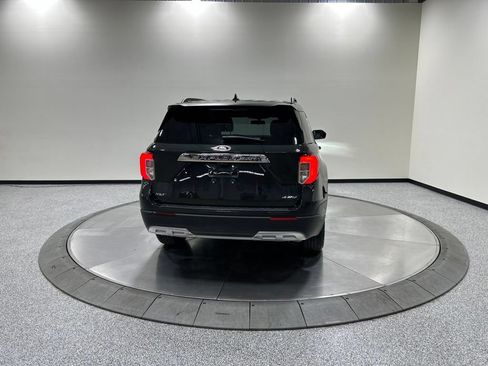 Certified 2023 Ford Explorer XLT w/ Equipment Group 202A AWD/4WD image 8