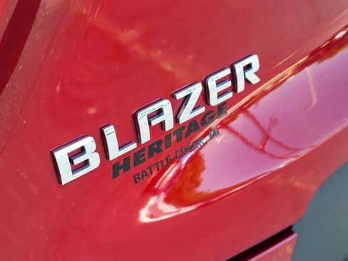 Used 2024 Chevrolet Blazer LT FWD image 31