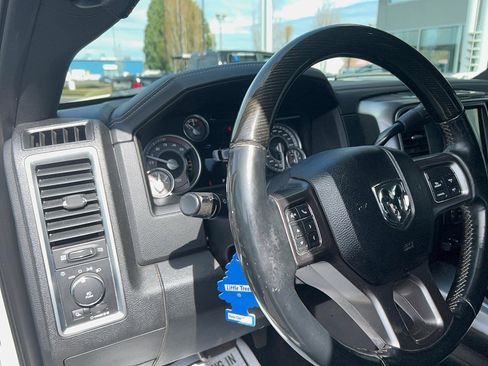 Used 2016 RAM 3500 Laramie Longhorn image 7