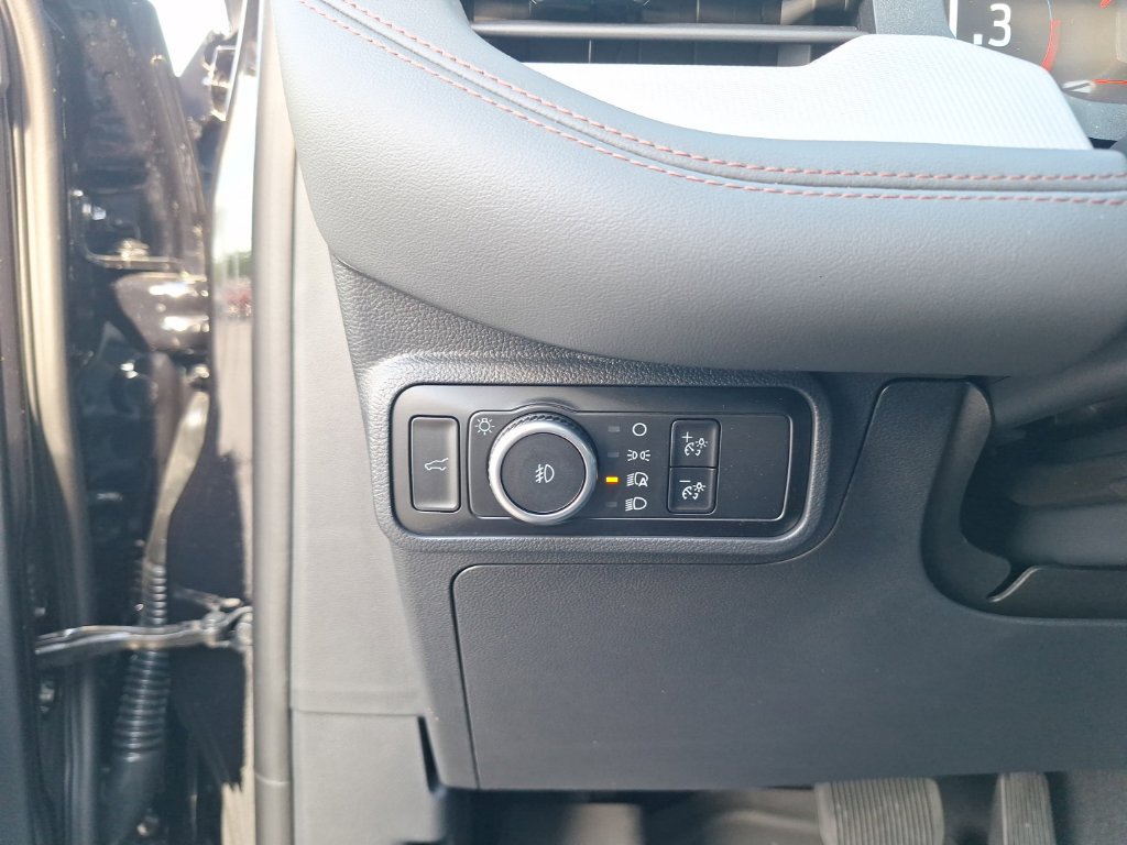 New 2026 Ford Explorer Active w/ Active Comfort Package AWD/4WD image 6