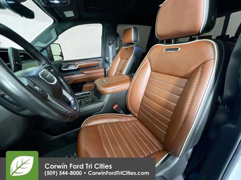 Used 2024 GMC Sierra 3500 Denali Ultimate image 24