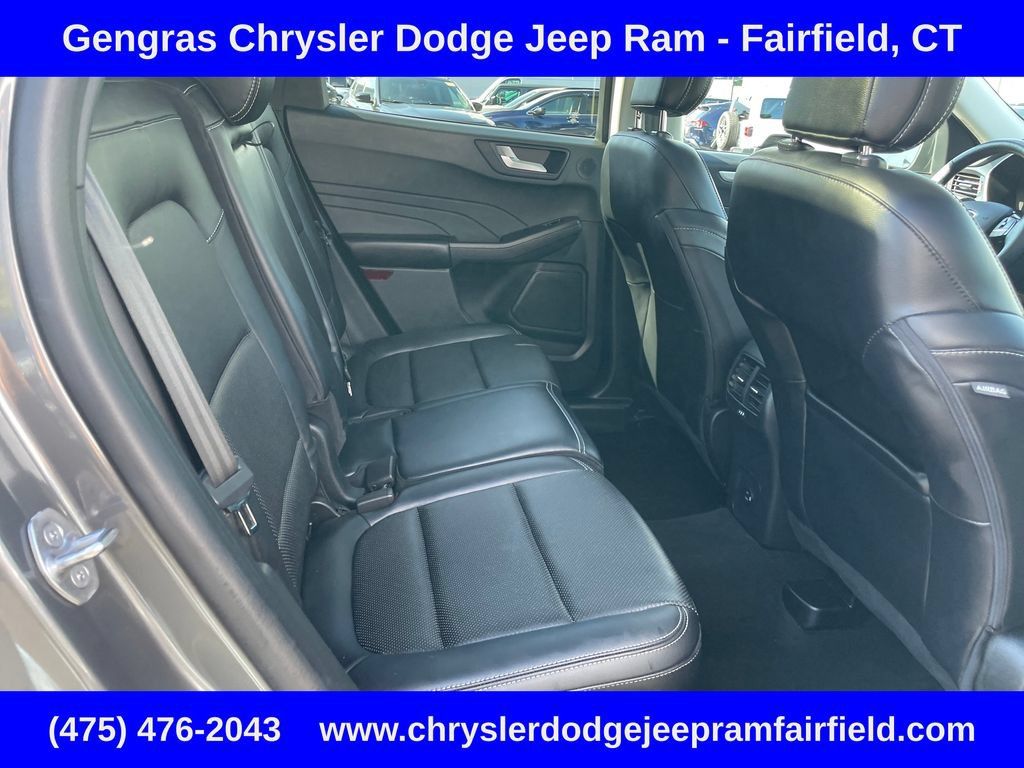 Used 2021 Ford Escape SEL w/ Technology Package AWD/4WD image 26
