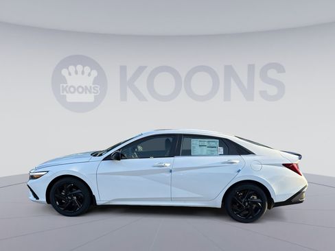 New 2026 Hyundai Elantra SEL Sport Premium FWD image 2