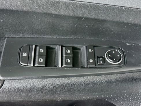 Used 2019 Kia Forte LXS FWD image 23