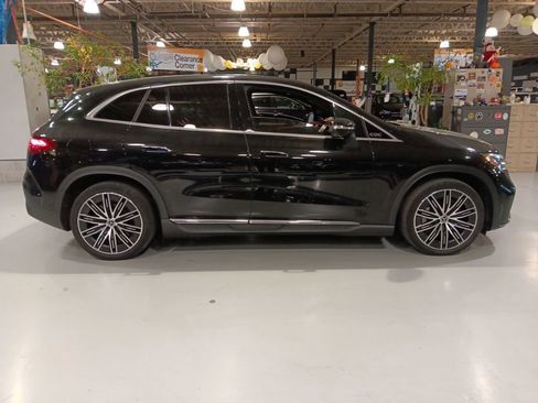 Certified 2023 Mercedes-Benz EQE 500 4MATIC SUV w/ Pinnacle Trim Package image 5