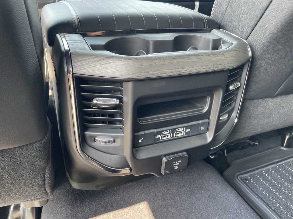 New 2025 RAM 2500 Limited AWD/4WD image 24