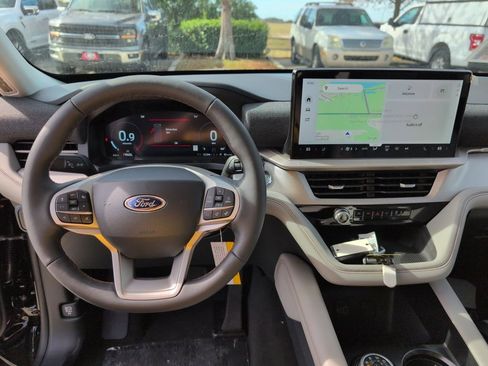 New 2026 Ford Explorer Active w/ Active Comfort Package image 20