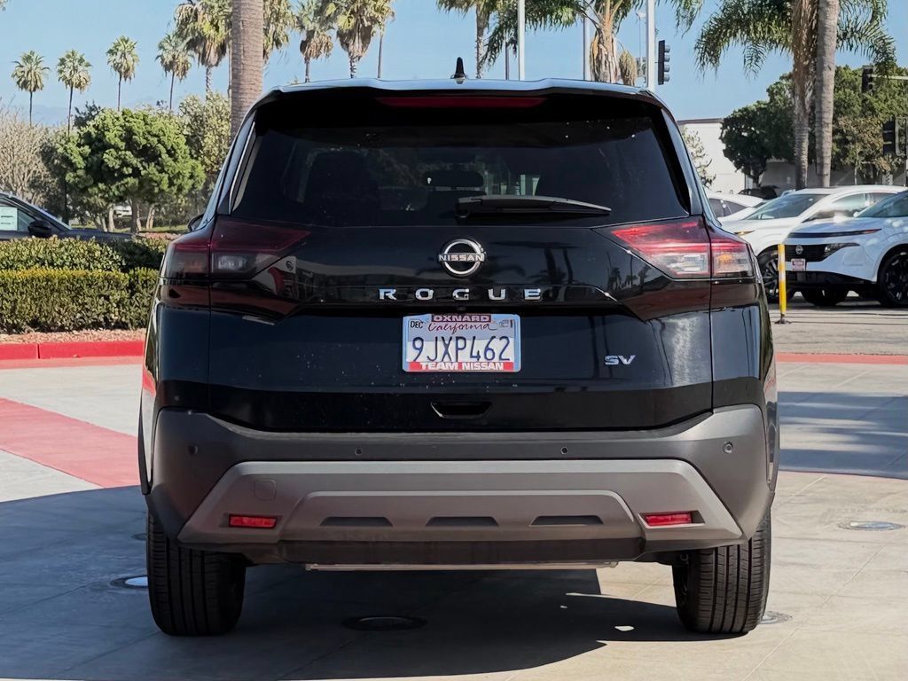 Certified 2023 Nissan Rogue SV FWD image 6