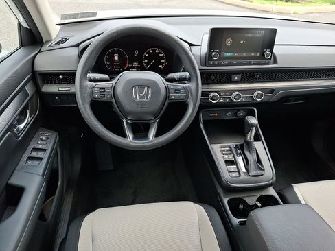 Certified 2024 Honda CR-V LX image 11