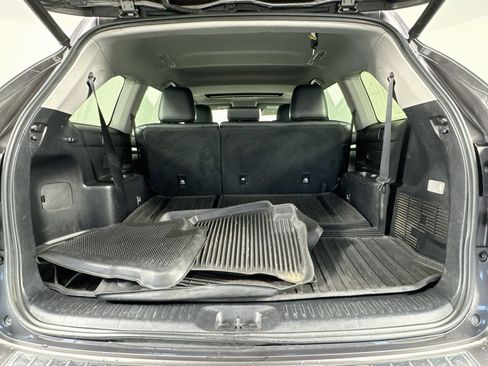 Used 2017 Toyota Highlander XLE AWD/4WD image 28