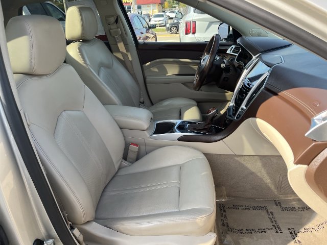 Used 2015 Cadillac SRX Luxury w/ Driver Awareness Package AWD/4WD image 34