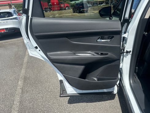 New 2025 Nissan Murano SL w/ Cargo Package image 22