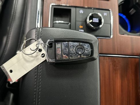 Used 2024 Lincoln Navigator Reserve AWD/4WD image 33