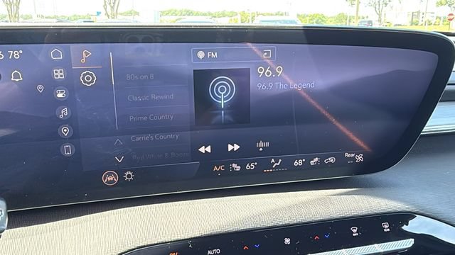 Used 2025 Buick Enclave Preferred FWD image 19