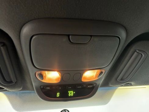 Used 2006 Toyota Tundra Darrell Waltrip Edition image 31