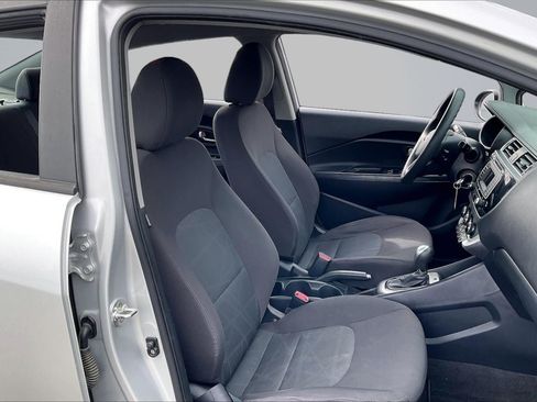Used 2017 Kia Rio LX w/ Power Package FWD image 7
