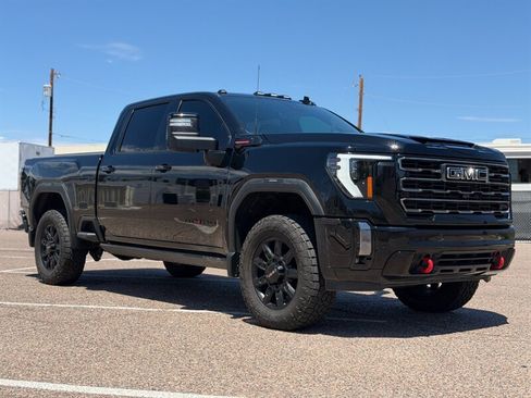 Used 2024 GMC Sierra 2500 AT4 w/ AT4 Premium Plus Package AWD/4WD image 3