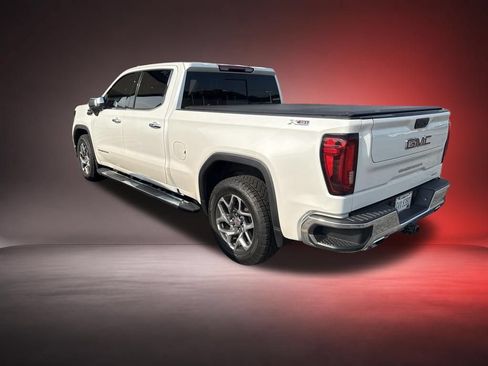 Certified 2023 GMC Sierra 1500 SLT AWD/4WD image 4