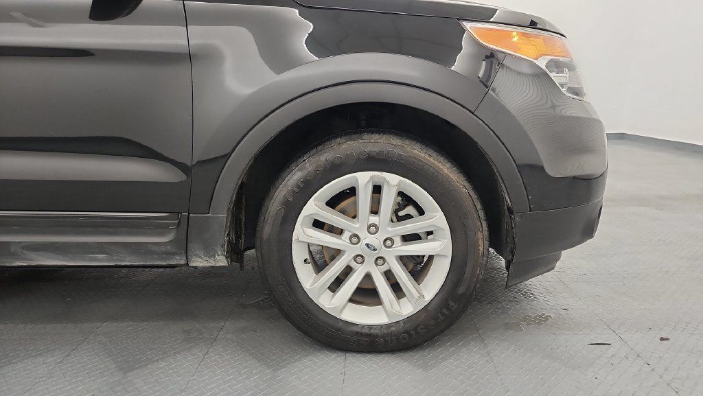 Used 2015 Ford Explorer FWD image 16