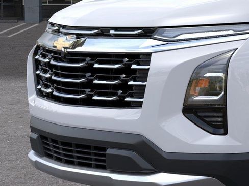 New 2027 Chevrolet Equinox LT FWD image 13