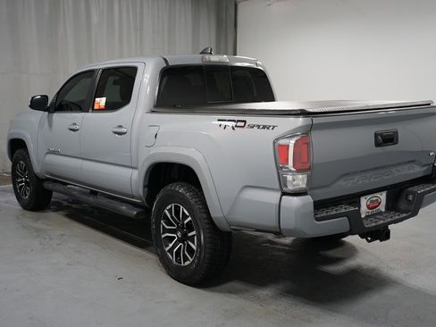 Used 2021 Toyota Tacoma TRD Sport image 6