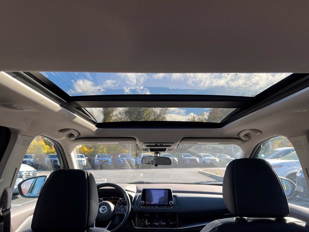Certified 2021 Nissan Rogue SV w/ Premium Package AWD/4WD image 20